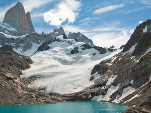 Tout comme un glacier, la science avance lentement, mais peut déplacer des montagnes. Ne vous laissez pas dupé par quelques flocons de neige promettant déjà de former une montagne.