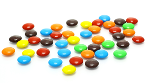 La mesure du volume du cerveau est plus amusante lorsque vous le faites avec des bonbons M&M’s. Pour la petite histoire, un seul M&M au chocolat au lait a un volume d'environ 600 millimètres cubes.