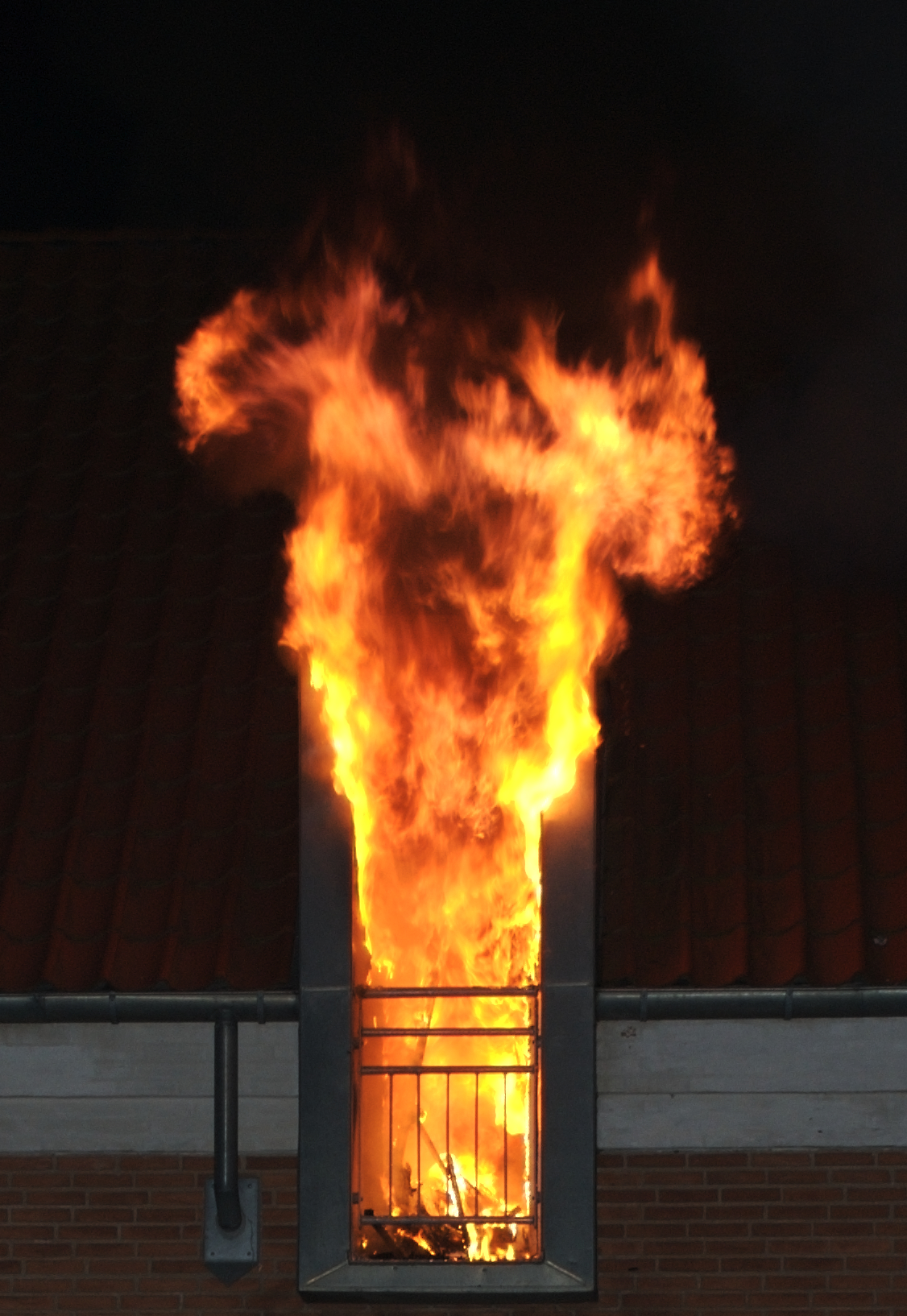 Essayer de traiter la maladie de Huntington sans voir les premiers changements dans le cerveau est comme essayer de combattre un feu les yeux fermés.