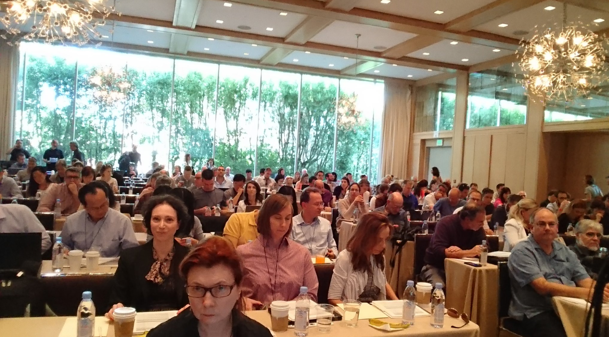 La Conférence Thérapeutique annuelle est la réunion la plus importante de scientifiques dédies au d♪évelopement de nouveaux traitements pour la MH.