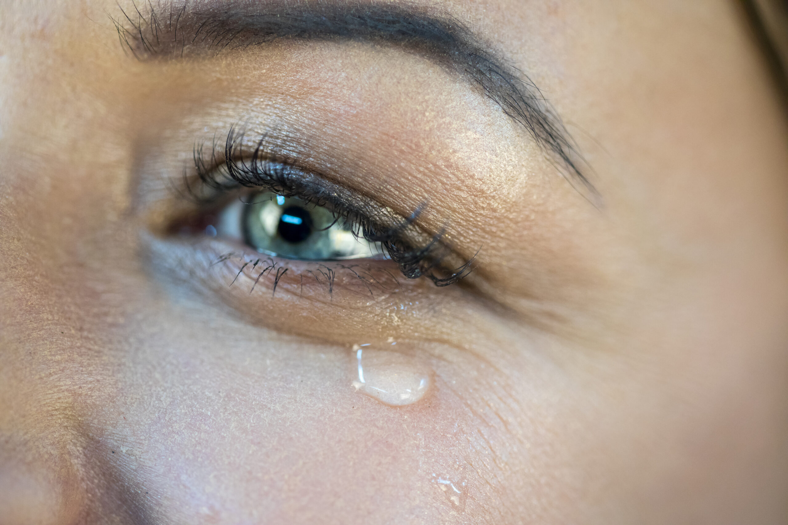 Pleurer toutes les larmes de son corps : détecter la huntingtine dans les larmes.